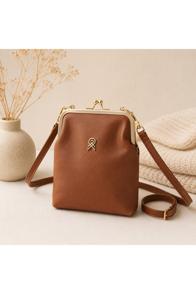 RoseBuy Bags Kadın Taba Kahverengi Gold Klips Detaylı Fermuarlı Çapraz Omuz Ç...
