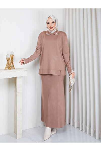 PAVENTİ Knitwear Collar and Skirt Two-Piece Set with Stones - Tan