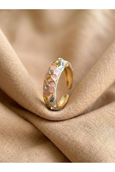 ILSA Enamel Flower Patterned Carved Gold Color Plated Ring