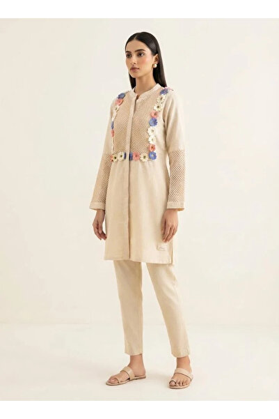 VİNY Beige Crochet Applique Mandarin Collar Kurta & Pant Set – Women's Indian...