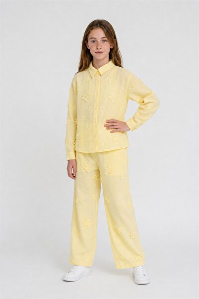 Chıldeer Girl's Floral Appliqué Linen-Look Shirt and Trousers Two-Piece Set