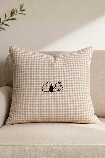 Elegancembroidery Köpek Nakışlı Bej Pötikare Kırlent Kılıfı – Bej Dekoratif Y...
