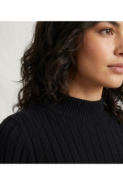 StormWear Women's Ribbed Turtleneck Soft Textured Stretchy Knitwear Sweater Body Acrylic