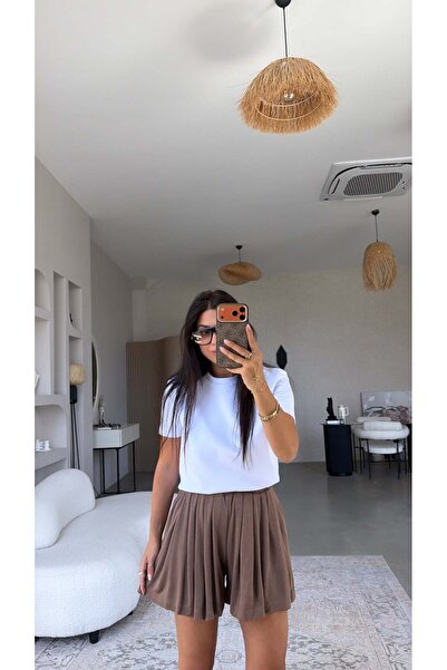 Buket Teke Brown Soft Pleated Shorts