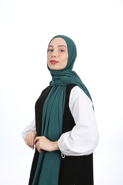 QÜB-AR 185x70 cm Overloklu Viskon Penye Şal - Terletmeyen Kolay Şekil Alan Günlük Şal