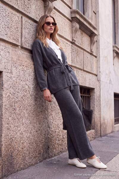 Trendyol Collection Wardrobe Essentials Anthracite Alpaca Wool Basic Knitwear...