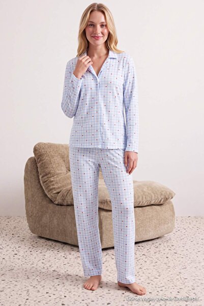 TRENDYOLMİLLA Mavi Ekose ve Kalp Desenli Yumuşak Tuşeli Örme Pijama Takımı TH...