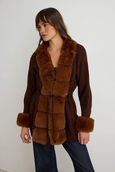 Trendyol Collection Brown Soft Fur Detailed Knitwear Cardigan Twoaw27Hi00233