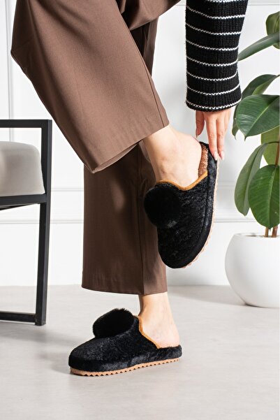 Moda Devrin Black Pompom Winter Women's Slippers