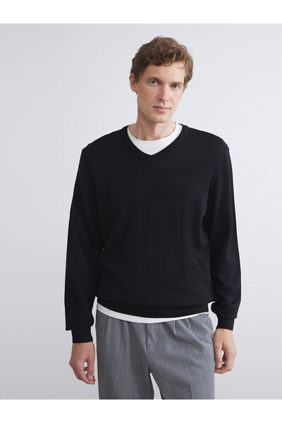 LC Waikiki Lcwaikiki classic black v-neck men's knit sweater