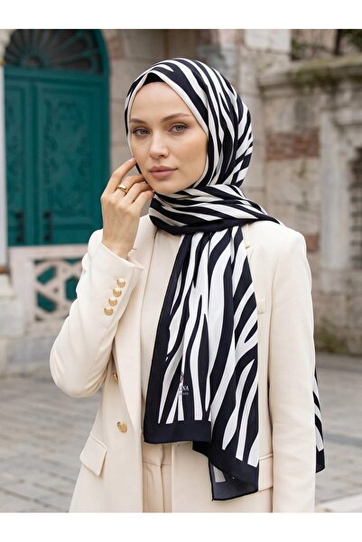 Vissona Women's Luxury Medina Silk Shawl Black - Cream