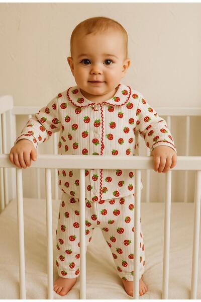anne dokunuşu gibi KUZUM BEBE Strawberry double baby set Buttoned pajama set