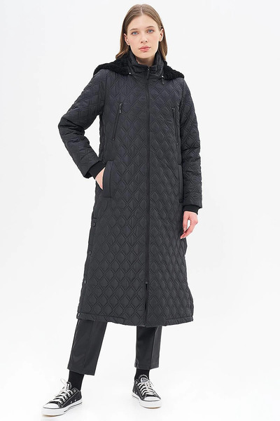 KYR Hooded Quilted Coat Black