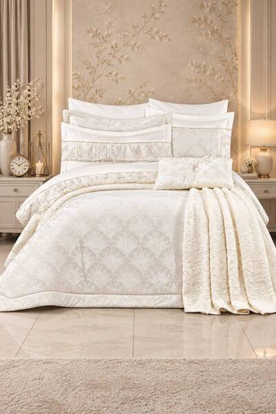GOLDROOM Home BUKET 11 PARÇA NAKIŞLI NEVRESİM TAKIMLI,KADİFE YATAK ÖRTÜSÜ VE ...