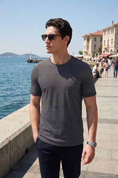 Buratti Βαμβάκι τεμάχια Regular Fit Ριγέ T-shirt με λαιμόκοψη ποδηλάτου Ανδρι...