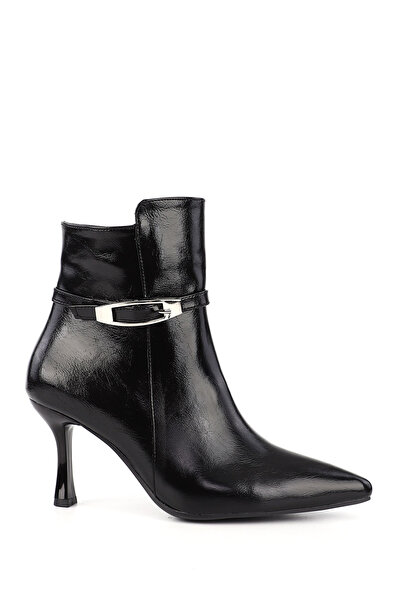GÖNDERİ(R) Woman's black zippered thin heeled boots
