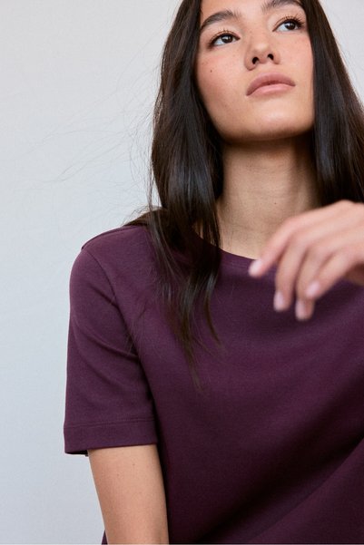 Stradivarius تيشيرت أساسي ثقيل الوزن بقصة عادية