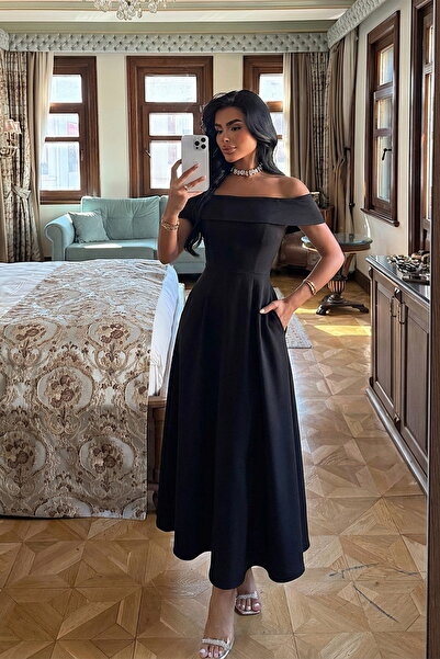 Genel Markalar Madonna Yaka Elbise