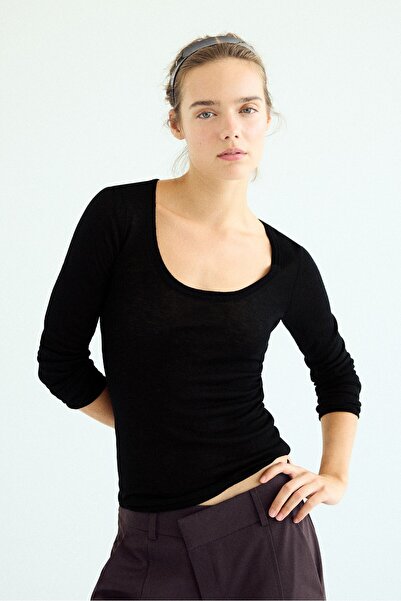 Stradivarius Basic yün ipek geniş yaka kazak