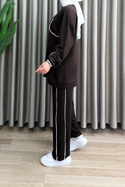 mercan moda ELANUR TAKIM Kristal Kumaş Cep Detaylı Pantolonlu Tesettür Takım Kahverengi