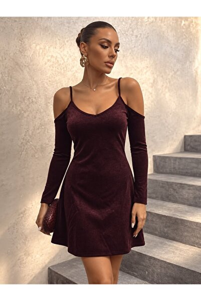 Modafeminen Flexibles Stoffkleid 58601 BORDO