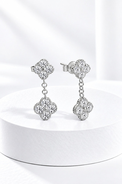 jelux silver Gümüş 925 Ayar Rodyumlu Zirkon Taşlı Yonca Sallantılı Küpe