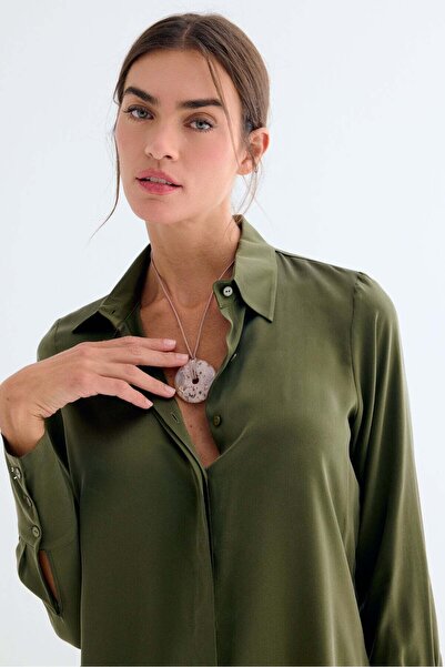 Silk and Cashmere Açık Haki Saf İpek Audrey Uzun Kollu Gömlek