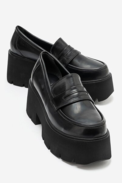 LuviShoes SANTIA Siyah Mat Rugan Kadın Kalın Tabanlı Loafer Ayakkabı
