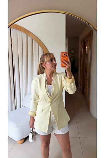 FATMA NUR ŞİRELİ BUTİK Dantel Detaylı Ceket