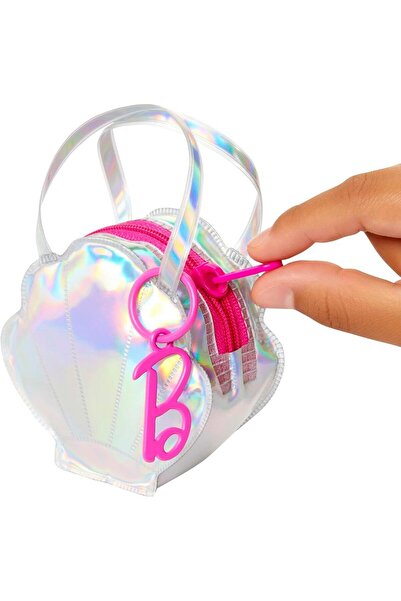 Barbie 'nin Mini Çanta Aksesuarları HJT42