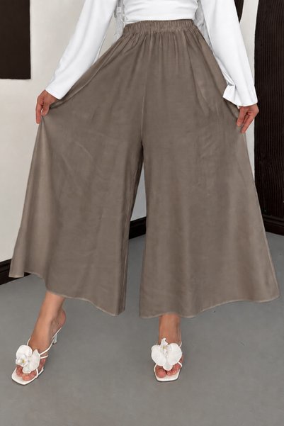Moda Neval Wide-Legged Casual Tencel Fabric Skirt-Looking Pants with Elastic Waist