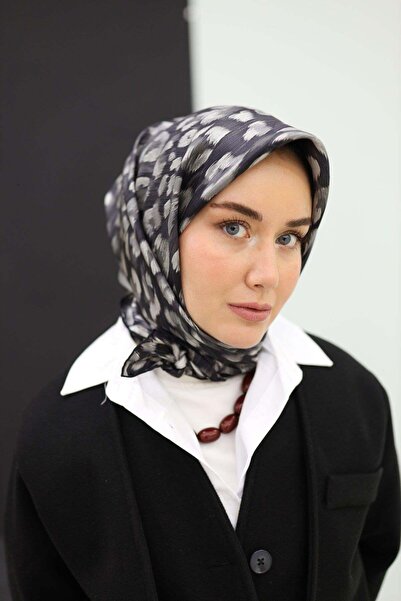 Silk Home Tivil İpek Eşarp IST 11451 - 34 Siyah Leopar Desen