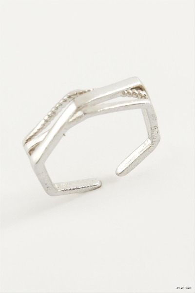 ZERO LAND Ilkestor Twisted Metal Ring (05719) Silver Color