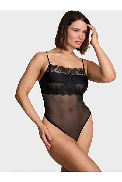 Lace Straight Neck Bodysuit