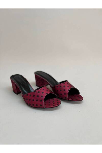 mee looa'n collection نعال نسائية بكعب سميك منقط