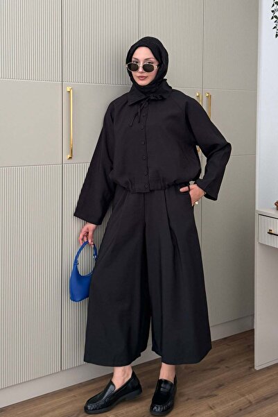 Modaensarbutik Dik Yaka Düğmeli Oversize Pantolonlu Tesettür Takım-SİYAH