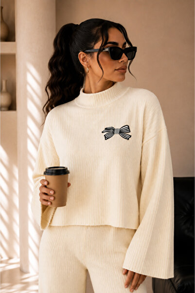 Cherry Butik Bowknot Embroidered Stand Collar Sweater and Pants Two-Piece Kni...