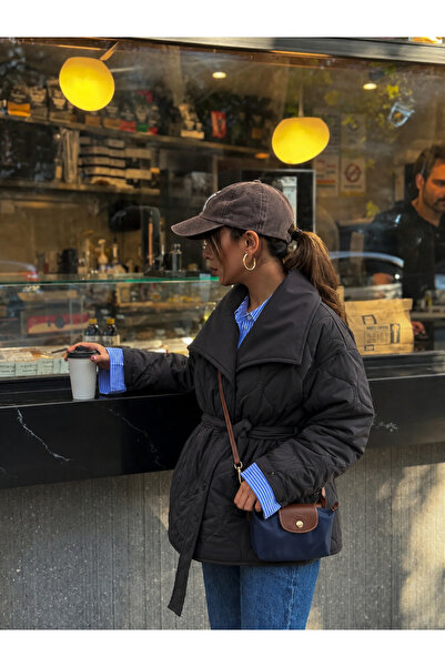 Şal Yaka Fonksiyonel Kuşaklı Kapitone Mont