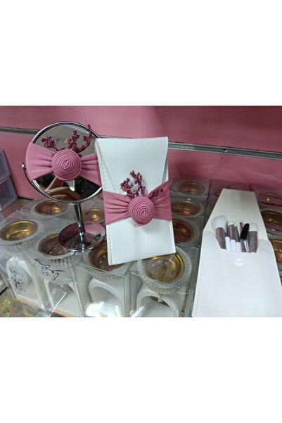 GIFT بكج ال ٢٤ حبه (١٢) مرايه (١٢) فرش مكياج