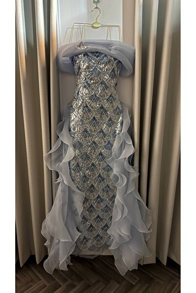 led style Luxury Sequined Evening Dress with Flowing Ruffles