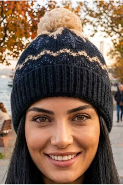 Mood Agenda Women's Patterned Pompom Knitted Winter Beanie