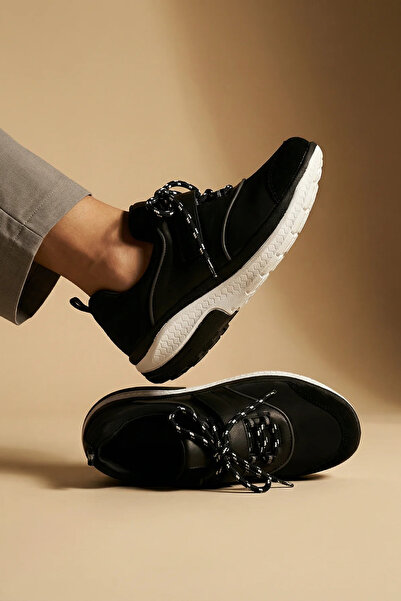 Mery Kadın Rahat Kalıp Bağcıklı Comfort Sneaker V106000