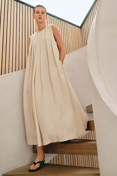THE WHITE COMPANY Pleated Sleeveless Women's Maxi Dress - Beige, S-M