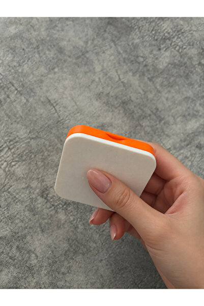 PLASTOBE Half Pan Half Tablet Mini Magnetic Paint Box 9 Compartments Bioplastic 🌽