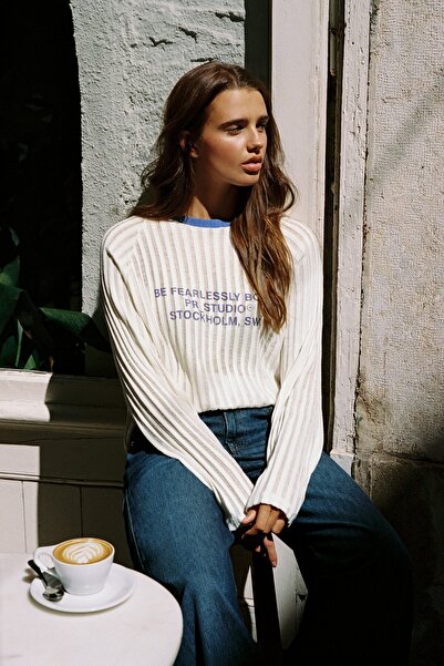 Pull & Bear Grafik örgü tişört