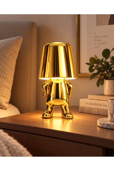ARVALE Gold Elleri Yanda İnsan Figürlü Dekoratif LED Masa Lambası – Modern Ab...