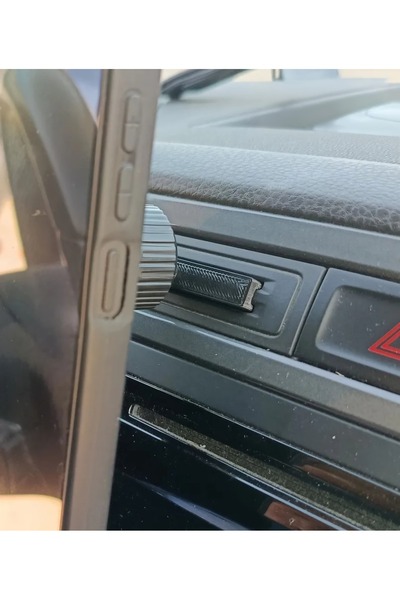 Volkwagen Tiguan MK1 Magesafe Telefon Tutucu
