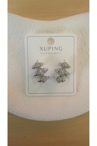 Youcosmetics Xuping Triple Pointed Detailed Stone Earrings