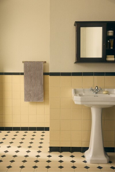 H&M Çizgili Banyo Havlusu