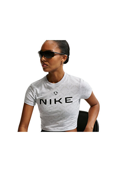 Nike Kadın Sportswear Chill Knit Dar Kesim Crop Tişört | II3658-043